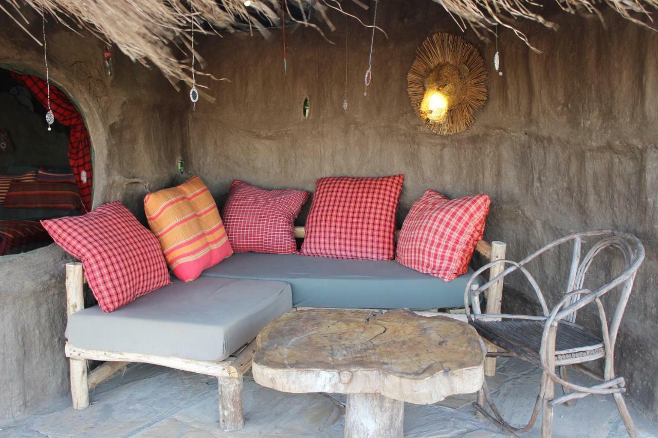 Original Maasai Lodge - Africa Amini Life Engare Nanyuki Exterior foto